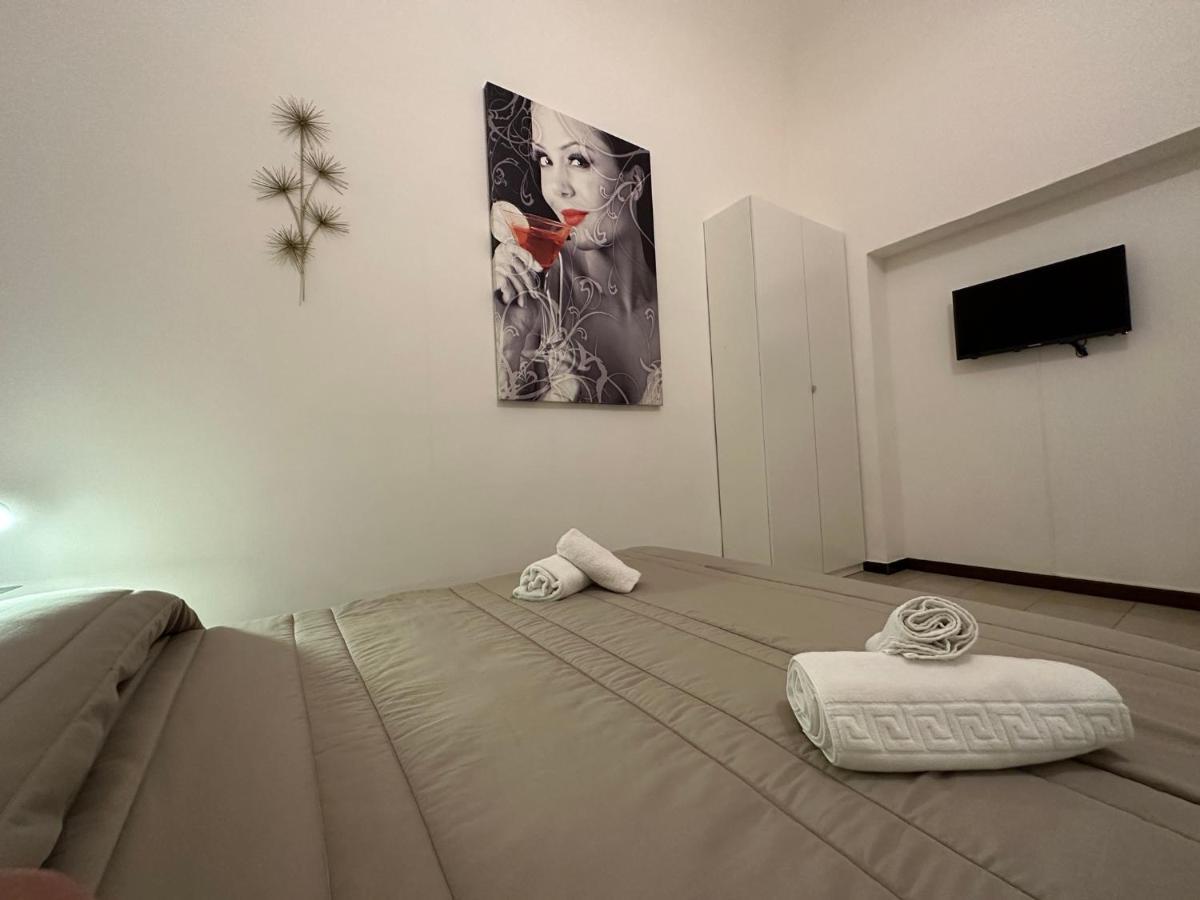 Cconforthotels Appartamento Crispi バーリ エクステリア 写真